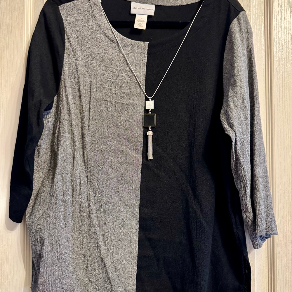 Alfred Dunner Two-Tone Black and Gray Blouse
